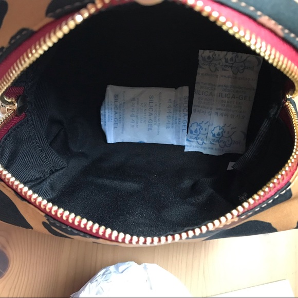 ❤️ Coach Small Boxy Cosmetic Case With Leopard Print 🐯 - Picture 9 of 11